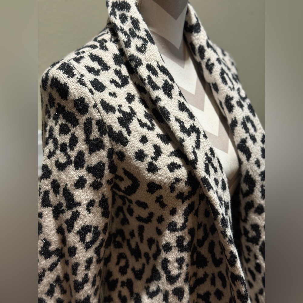 Shyanne Black & White Metallic Leopard Print Sweater, Size XS